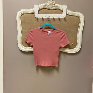 Pink top , cropped and fashion